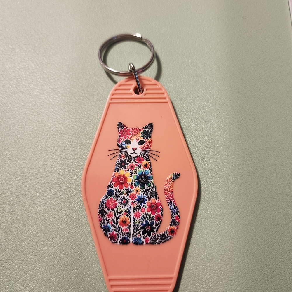 Floral Cat Keychain - Picture 2 of 3